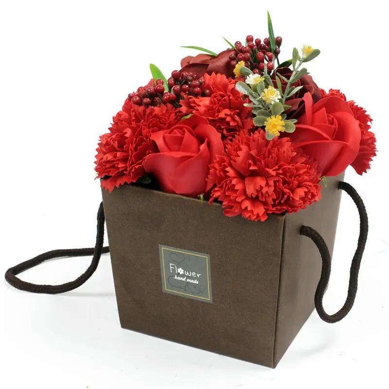 Bouquet Flores Sabão em Caixa - Rosas Vermelhas e Cravo