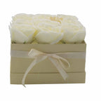 Caixa de Presente - Flores de Sabão - 9 Rosas Creme - Quadrado