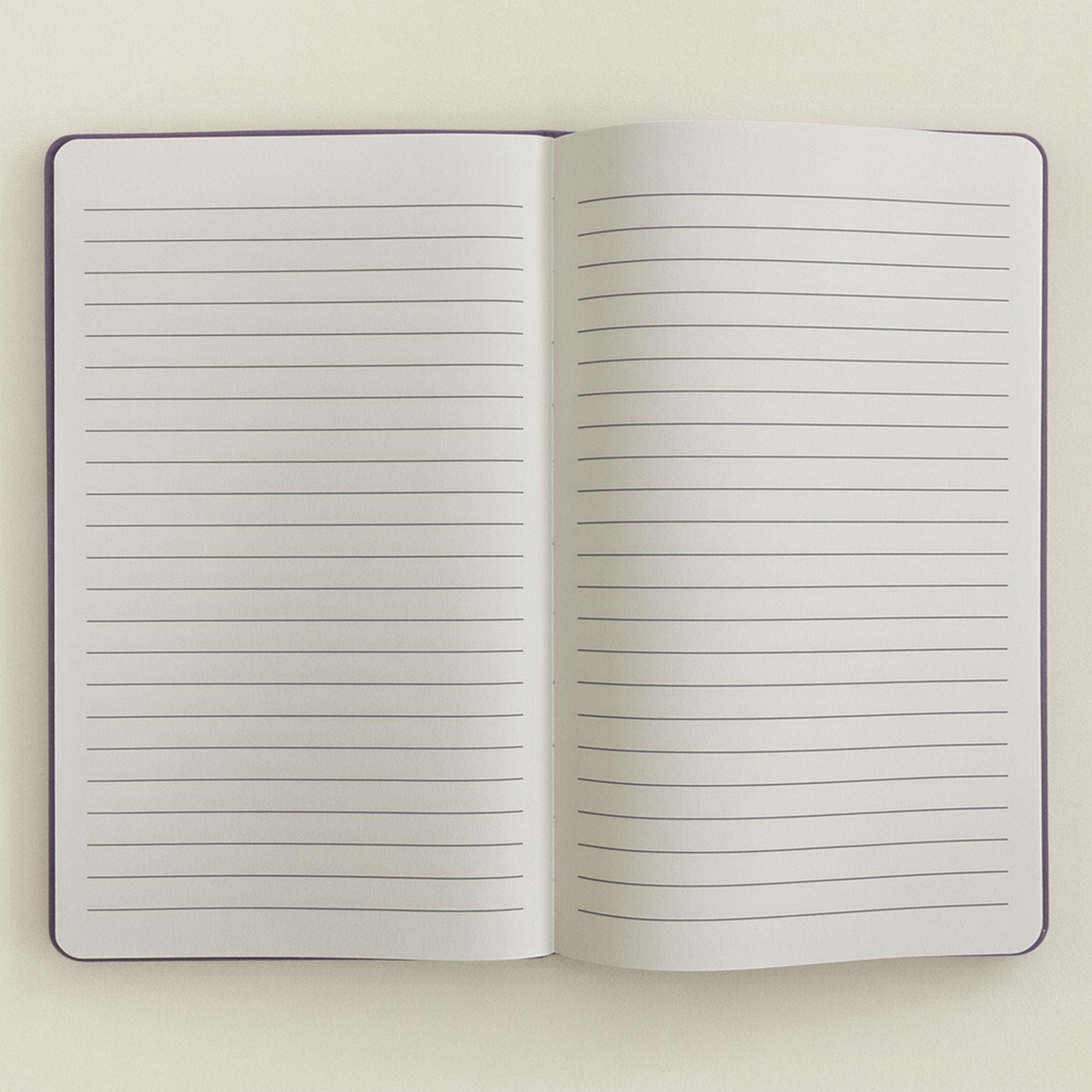 Caderno de Veludo Roxo - 80 páginas - Cria Magia